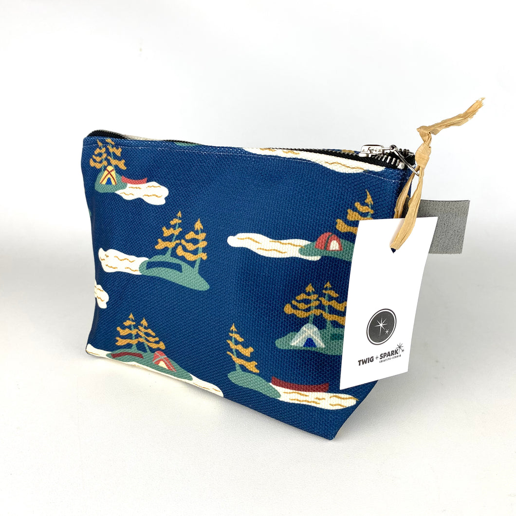 Island Getaway (Dark) Zipper Pouch